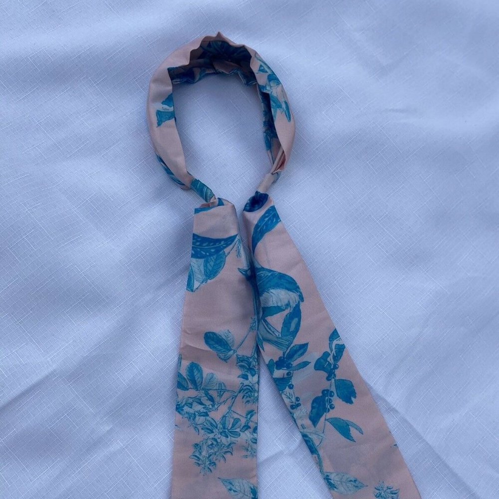 Hemant and Nandita Headband light blue/pink